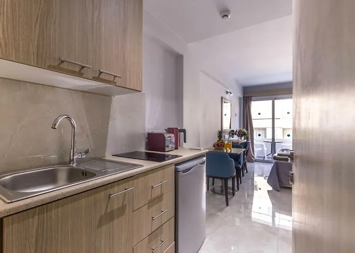 Paul Marie Aparthotel 4*