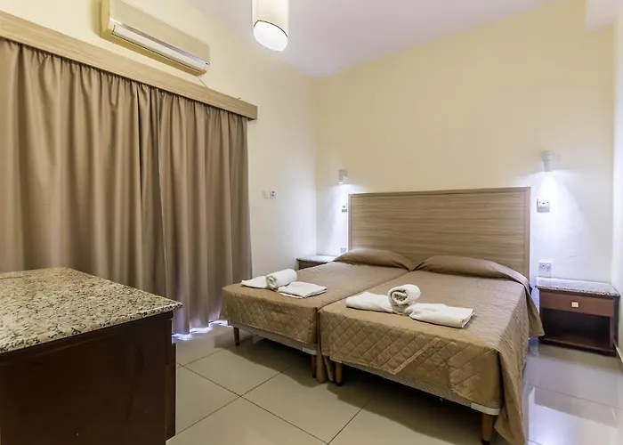 Lägenhetshotell Paul Marie 4*