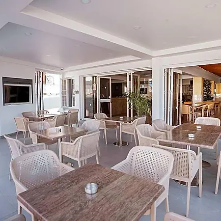 Paul Marie Hotel apartamentowy Ajia Napa