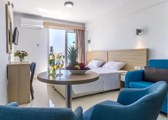 Paul Marie Lägenhetshotell Ayia Napa