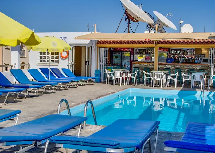 Paul Marie Hotel apartamentowy Ajia Napa